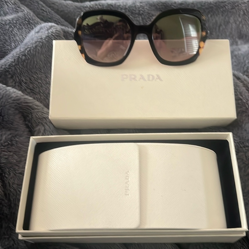 Brand new Prada sun glasses